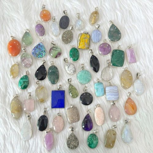 Mix Natural Healing Stone Pendant, Color : Mixed for Fashion Accessory