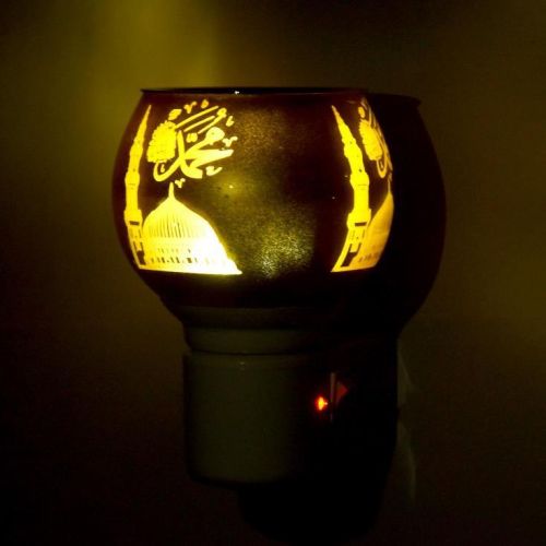 Metal & Plastic Mosque Printed Kapoor Dani, Shape : Round