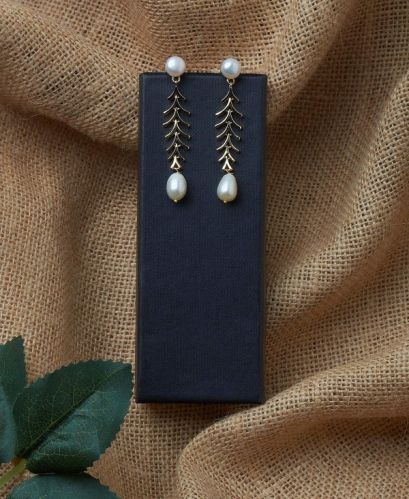 Metal Alloy Women Elegant Hanging Drop Pearl Earring