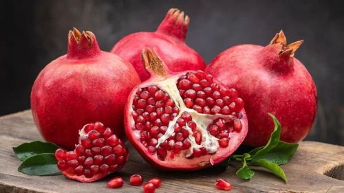 Fresh Red Pomegranate, Packaging Size : 25-50kg
