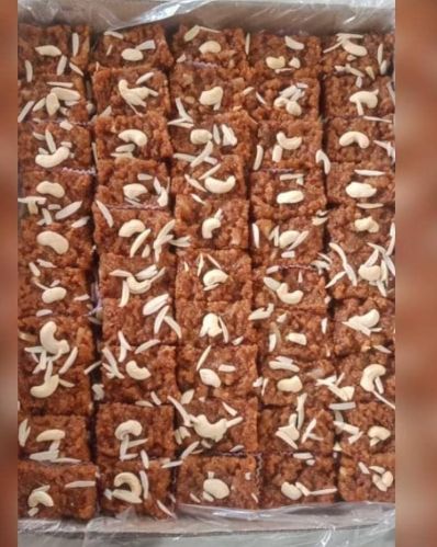 Milk Fresh Badam Dodha Barfi Sweets, Packaging Type : Box