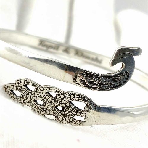 Silver Polished Metal Morni Design Fancy Ladies Bangle, Color : White