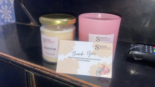 Polished Glass Soywax Candle, Color : White for Gifts, Decorative