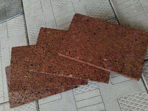 Natural Laterite Stone Tiles Customised, Packaging Type : Red