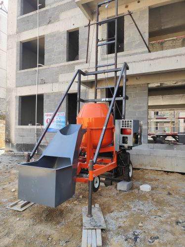 Concrete Mixer Machine With Lift 800L, Brand Name : CHICCA