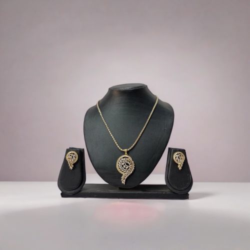 Pendal Set, Purity : 99%, Gender : Female