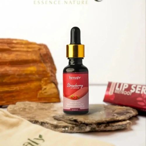 30ml Henaly Strawberry Lip Serum, Form : Liquid