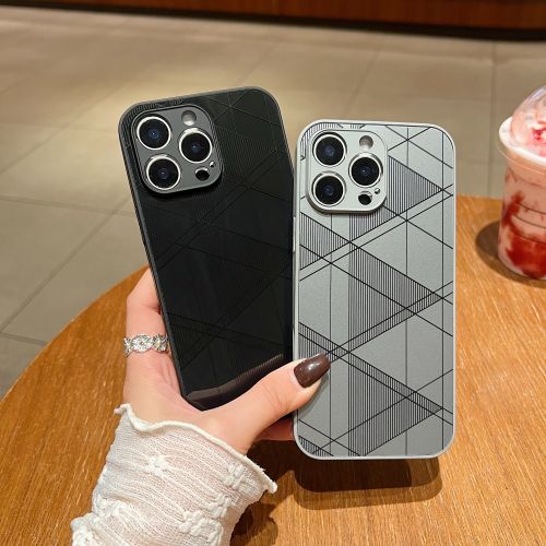 PC (Hard) Geometric Pattern iPhone 16 Phone Case