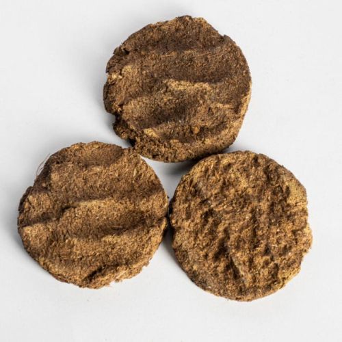 Cow dung, Form : Granules, Packaging Type : Brown