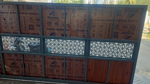 Polished Automatic Sliding Gate Designer