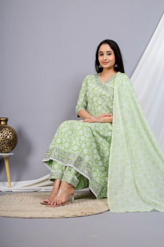 Round Printed Cotton Gown Casual Wear, Gender : Female