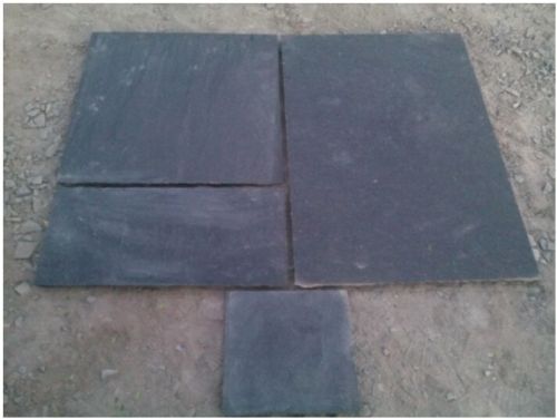 Limestone Black Stone (Lime Stones), Shape : Irregular Shapes Sizes