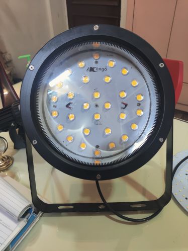 Metal Plastic 150 Watt Kengo LED Par Light