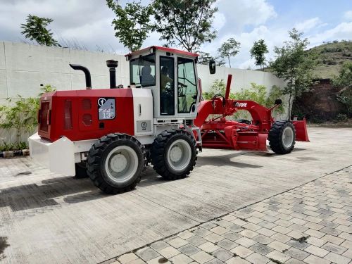 Semi Automatic Fuel Fine FM-130 Motor Grader
