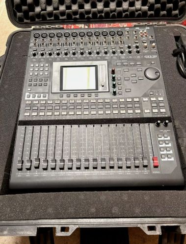 Electric Yamaha O2R96V2 Digital Mixer, Sound Power : 1000w