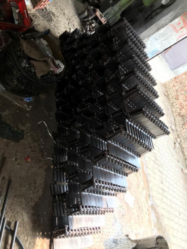 Polished Steel Redler Chain, Color : Black, Length : 90-100eet