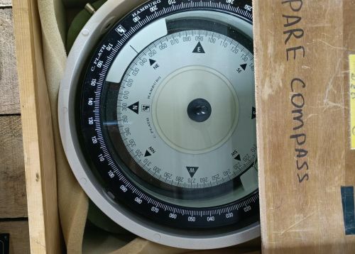 Jupiter 2060 C-Plath Magnetic Compass, Certification : Iso 9001:2008