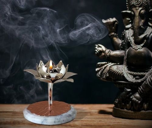 Marble Brass Diya with Stand, Color : White (Marble), Green (box)