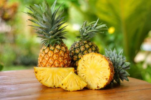 Fresh Pineapple, Color : Yellow