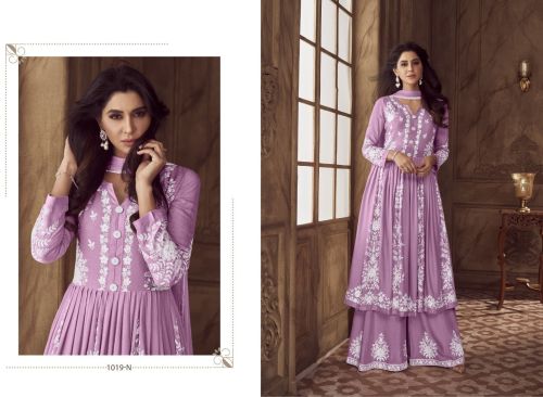 Women Heavy Rayon Evening White Thread Work Kurti Set