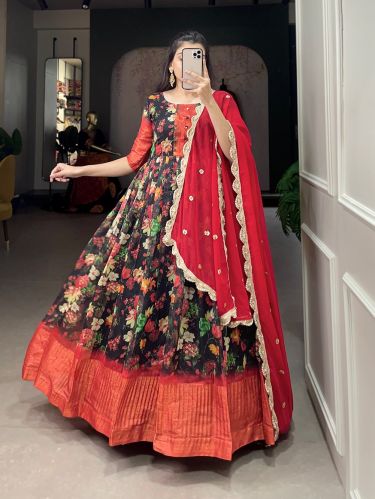 Women New Beautiful Soft Chandelier Printed Canvas Gown