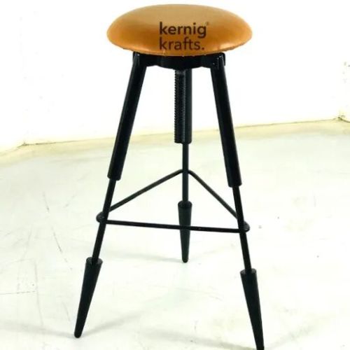 Metal Tripod Bar Stool, Color : Mate Black, Customisable