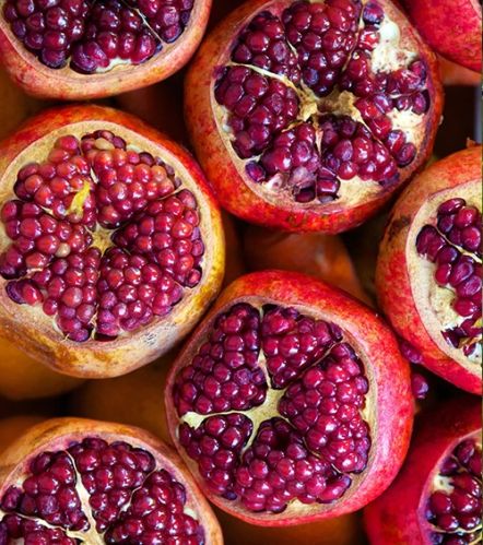 Fresh Pomegranate, Color : Deep Red