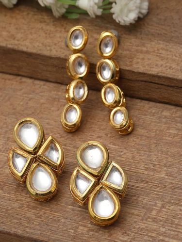 Karatcart Set OF 2 Gold Plated Floral Polki Kundan Earrings for Women