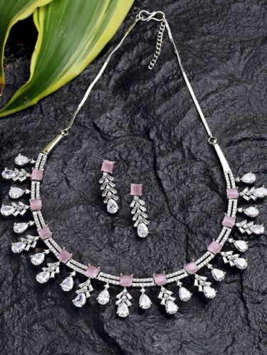 Karatcart Silver Tone Pink Cubic Zirconia Studded Leaf Shape Necklace Set