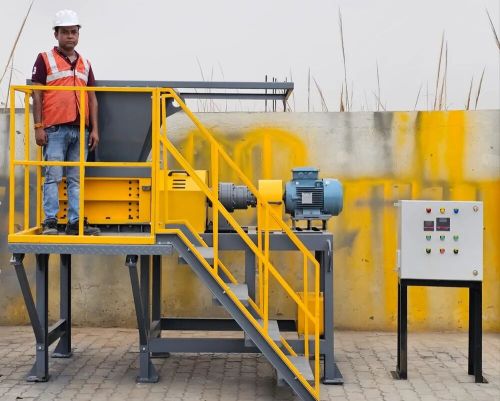 500 Kg/HR Double Shaft Automatic E Waste Shredder Machine