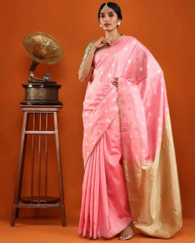 Pink Kanjivaram Silk Saree, Color : Green