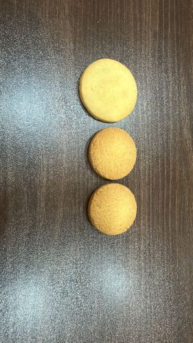 Biscuits, Brand Name : Parle G, Packaging Size : 100gm200gm, 50gm