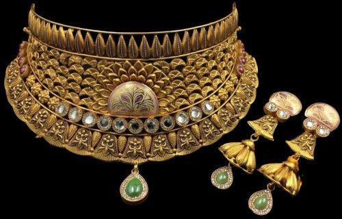 Antique Gold Necklace Set Wedding, Party, Purity : 22crt