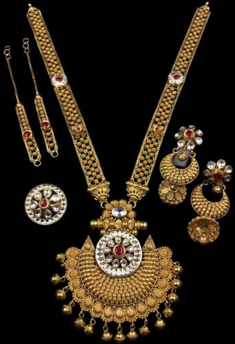 Polished Designer Gold Bridal Wedding Jewelry Set