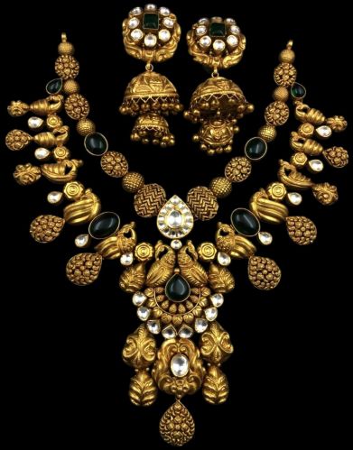 Gold Ethnic Designer Bridal Jewelry Set
