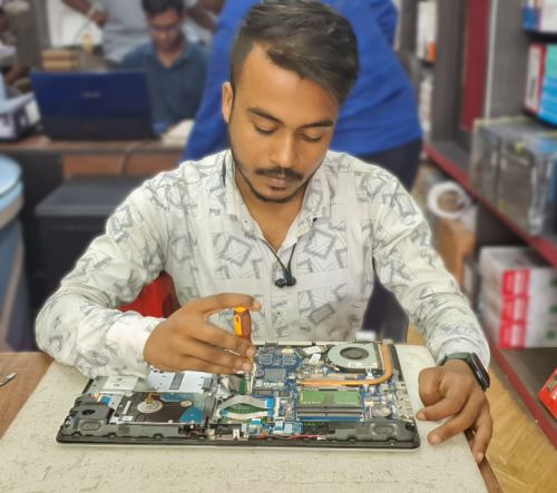 Computer Service Center in Tarakeswar