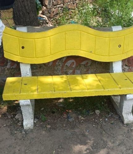 Reinforced Concrete RCC Garden Bench Modern for Outdoor Seating