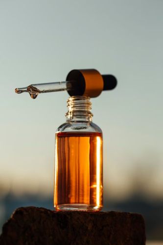 Cigar Inspired Fragrance Oil, Color : Amber