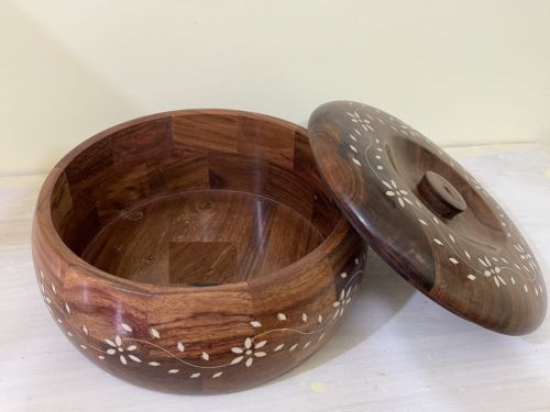 Smooth Finish Handcrafted Round Wooden Chapati Box