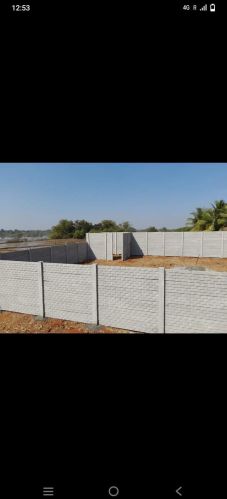 Plain Polished RCC Compound Wall for Boundaries, Construction