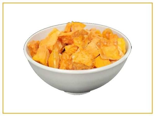 Natural Dehydrated Ripe Papaya Flakes, Shelf Life : 6-12 Months