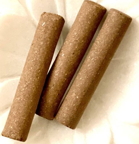 Dhoop Sticks Made OF Cow Dung