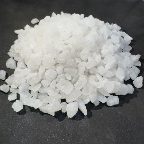 Non Polished Quartz Grits 4-6 Mm, Shape : Stone, Form : Solid