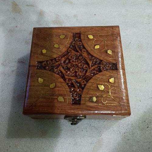 Brown Square Antique Sheesham Wooden Box