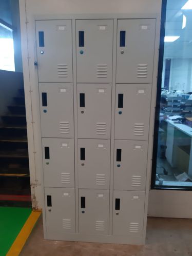 Polished Mild Steel Industrial Lockers, Color : Grey