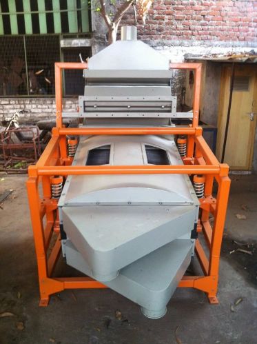 Ang Mild Steel 20 Ton/HR Capacity Seed Grader Machine