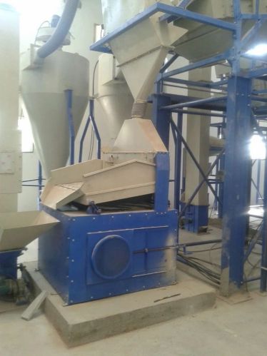 Ang Dry Destoner Machine, Voltage : 415 V