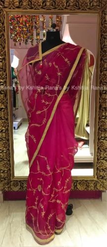 Delicate Organza Saree In Pretty Jaal Work