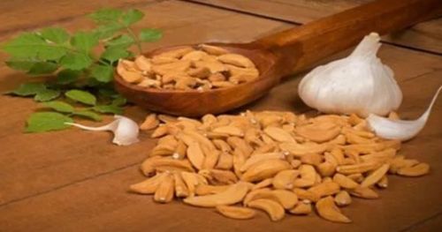 Dehydrated Garlic, Packaging Type : Sealed Pouch for Seasoning