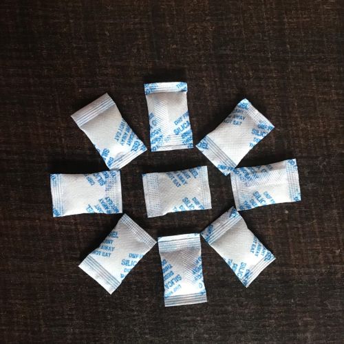 Plain Silica Gel Pouches, Opening Style : Zipper